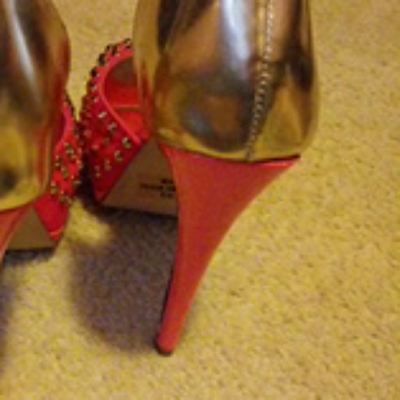 Gold & pink heels - Picture 2 of 2